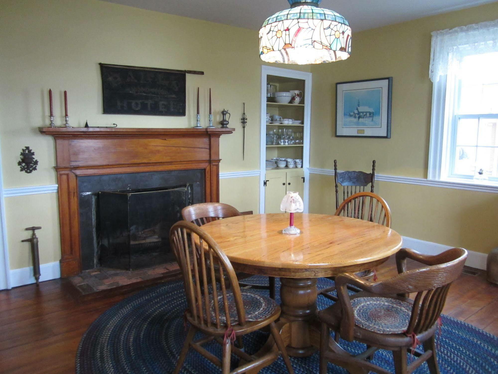 Grand Oak Manor Bed And Breakfast Granville Ferry Εξωτερικό φωτογραφία